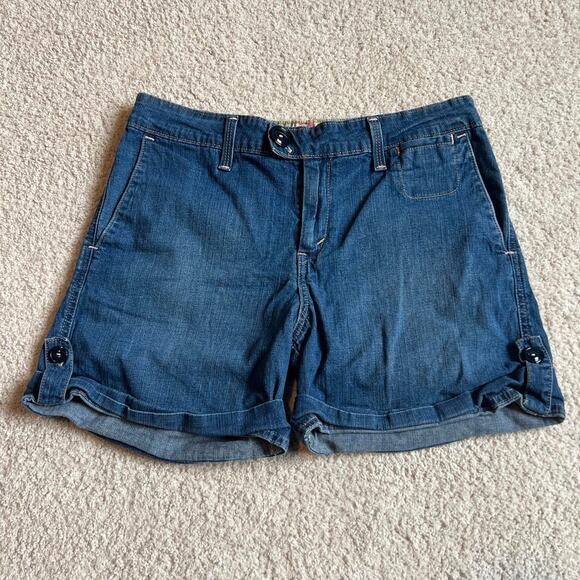 Levis blue relaxed denim shorts with big buttons - Picture 1 of 3